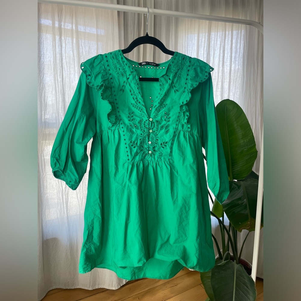 Zara Emerald Green Embroidered mink dress with 3/4 sleeves size S